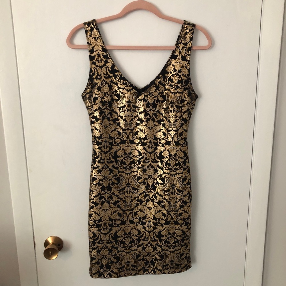 Gold and black mini dress size M